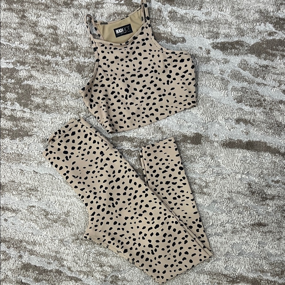 Beach Riot Spotted Tan and Black Leggings Set